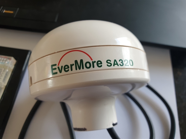 Arduino Uno + EverMore SA320 GPS