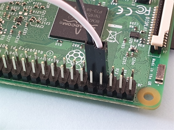 Raspberry Pi 3 + GPIO pins (File System)